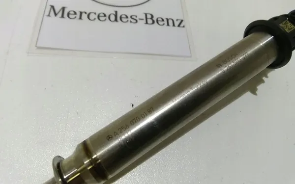 Mercedes-Benz OE A2560700187 Valvola Iniettore image 2