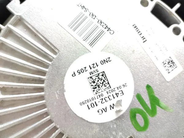 Volkswagen VW Crafter II Kylarrubrik 2017 OEM 2N0121207J image 3