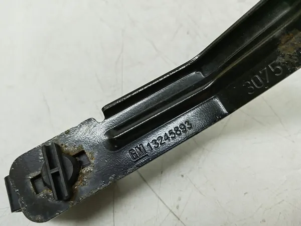 OPEL INSIGNIA A LIFT Kylarfäste image 4