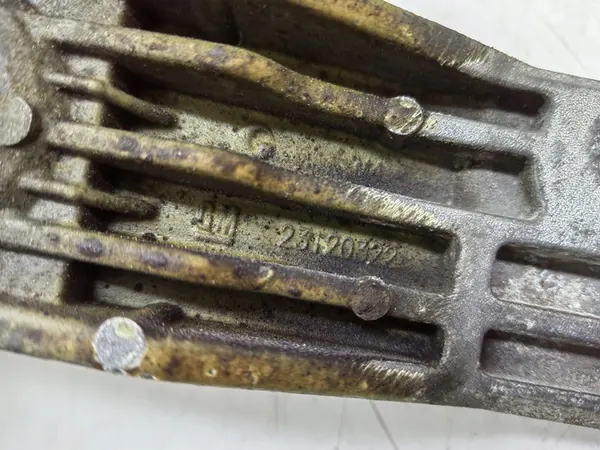 OPEL INSIGNIA A LIFT Kylarfäste image 5