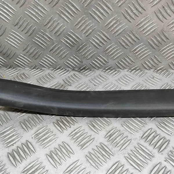 Joint de capot BMW X5 G05 OEM 7910310 - État utilisé image 3