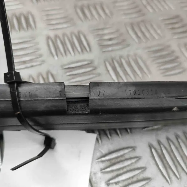 Joint de capot BMW X5 G05 OEM 7910310 - État utilisé image 7