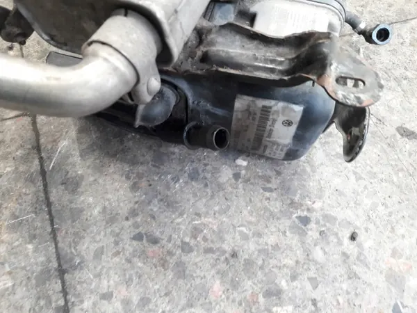Moottorinlämmitin OEM 1k0815065a VW Tiguanille image 3