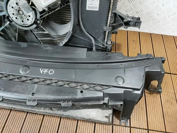 VOLVO V70 S60 II LIFT 04-07 2.4D Radiador Ventilador 30680512 image 3