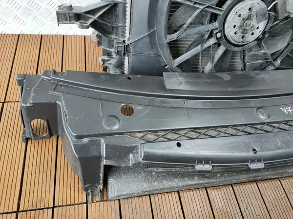 VOLVO V70 S60 II LIFT 04-07 2.4D Radiador Ventilador 30680512 image 4