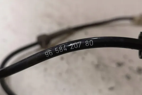 Achterste ABS-sensor PEUGEOT 407 SW 9658420780 image 2