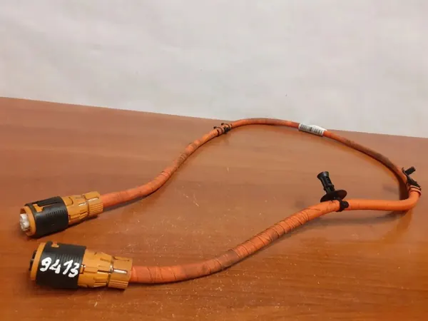 Câble de charge batterie Volvo 9413 pour hybride image 3