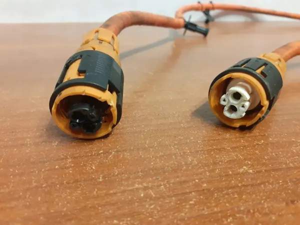 Câble de charge batterie Volvo 9413 pour hybride image 8