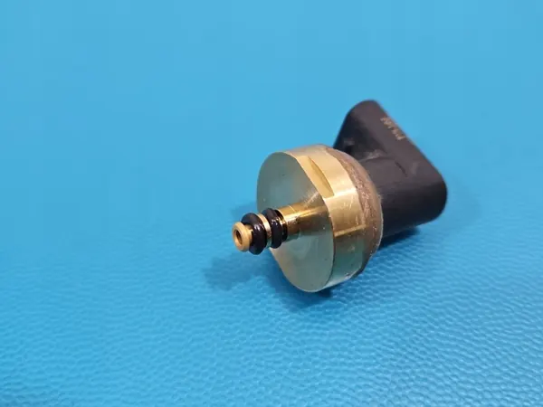 Sensor pressão combustível OEM 31435-3T000 Hyundai i30 III image 2
