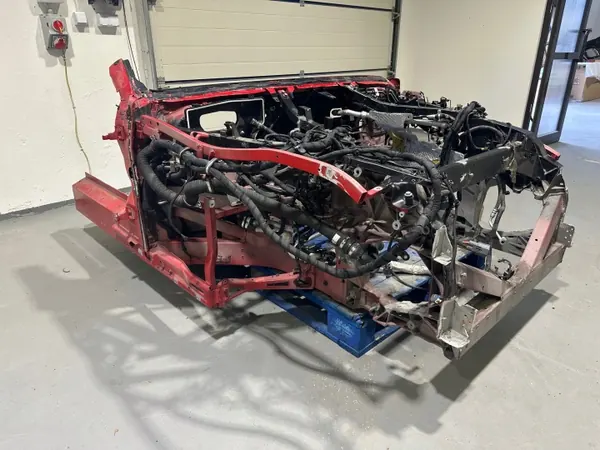 Ferrari 812 etutukirunno OEM 320985 - Oikea puoli image 5