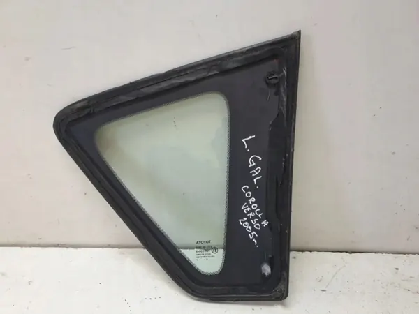 Toyota Yaris achterruit OEM 43R00048 Gebruikt image 3