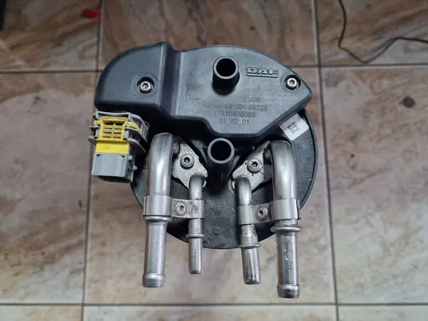 AdBlue nivå rök sensor DAF XF 106 CF Euro 6 image 2