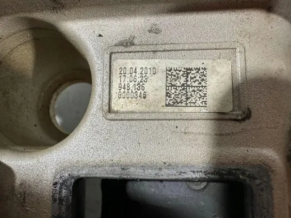 Porsche OE 94610513601 Nockenfolgerabdeckung - Gebraucht image 4