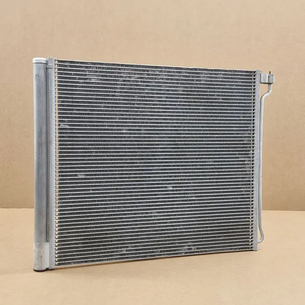 Ilmastointikondensaattori BMW X5 E70 F15 F85 X6 E71 E72 F16 F86 image 2