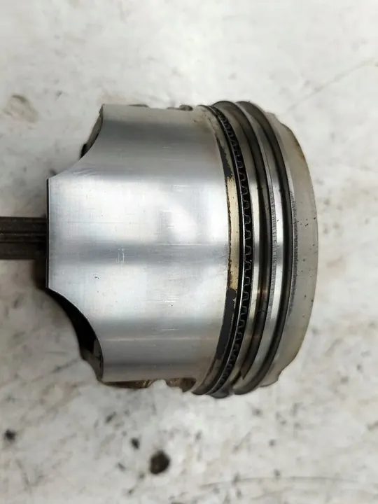 Kolv 1.3 16V Suzuki Wagon R I image 4