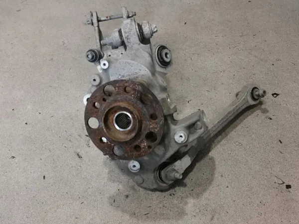 Oikea taka-akselinivel OEM A2053400 Mercedes GLC 63 AMG image 4