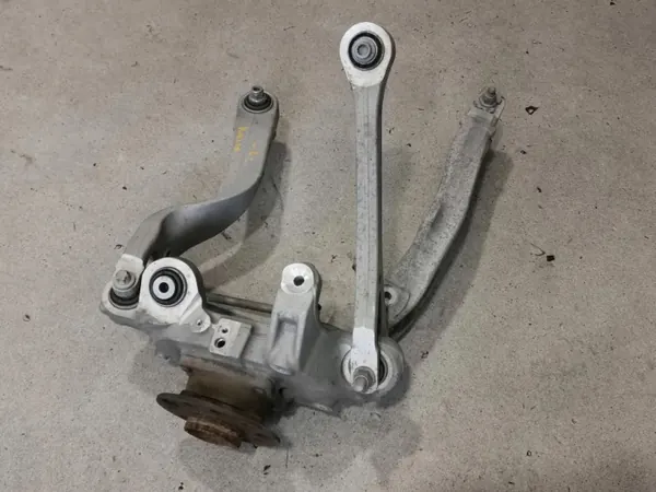 Oikea taka-akselinivel OEM A2053400 Mercedes GLC 63 AMG image 9