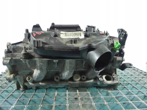 Culasse Gauche pour Range Rover Sport L320 3.0D image 5