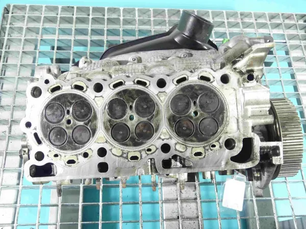 Culasse Gauche pour Range Rover Sport L320 3.0D image 9
