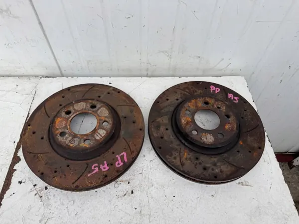 OEM TARCZE 3.0 TDI Etujarrut levyt & palat Audi A5 image 2