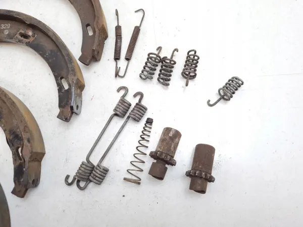 MAM57106 OEM Remblokken achter voor Mercedes SLK R171 image 5