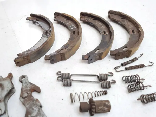 MAM57106 OEM Remblokken achter voor Mercedes SLK R171 image 6