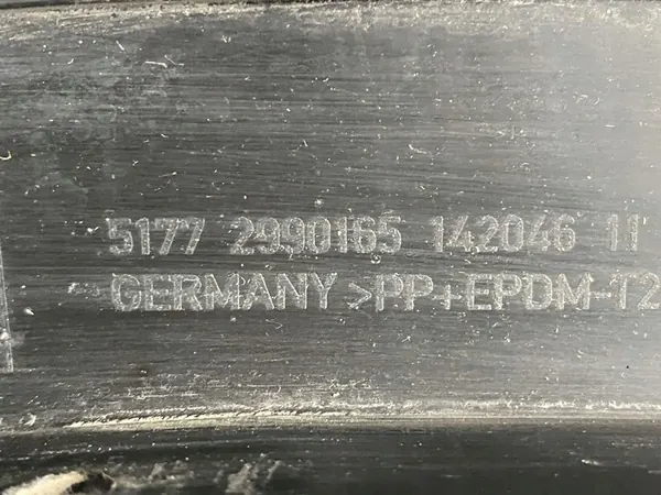 BMW X1 E84 Vasemman Etu- ja Takalokasuojan Lista 51772990165 image 7