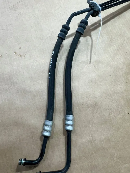 Conducto aceite suspensión Mercedes SL R230 - Pieza OEM image 3