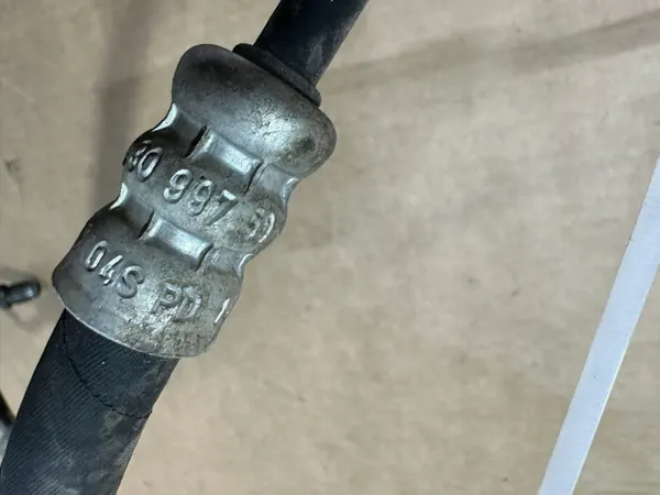 Conducto aceite suspensión Mercedes SL R230 - Pieza OEM image 9