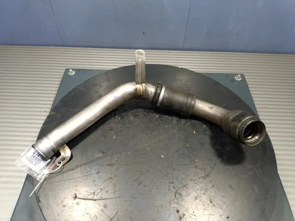 Tubo Intercooler OEM Wrakowisko-14108- Usado image 3