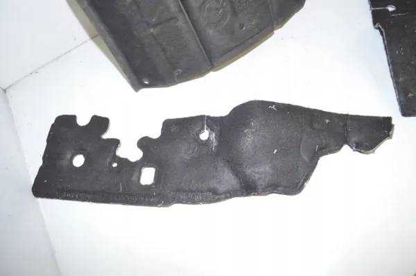BMW OE 7952071 Kit d'insonorisation pour U06 218d image 3