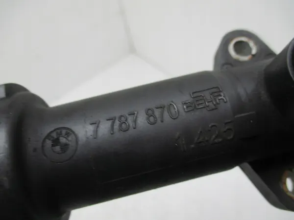 Termostato EGR para E90 E92 E91 E60 E83 E70 3.0D M57 image 3