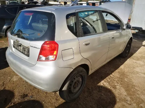 Coletor de escape OEM 2157438 Chevrolet Aveo 1.4L image 8