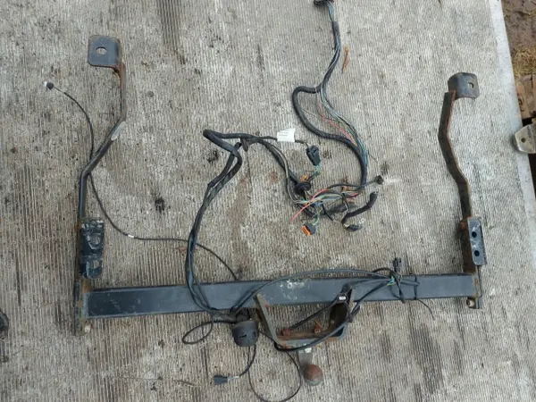 Peräkärkikytkin Opel Vivaro 2018 OEM 8201413366 image 2
