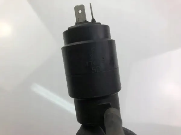 Pompe lave-glace OEM 17623 pour Citroën Jumper (244) image 3