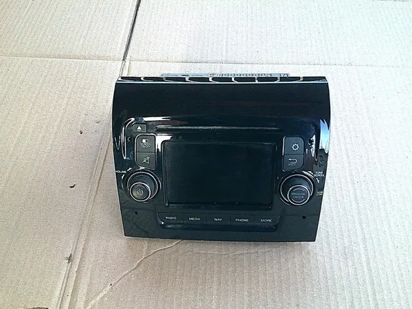 Radio usado OEM 07356560580 para Ducato/Boxer/Jumper image 2