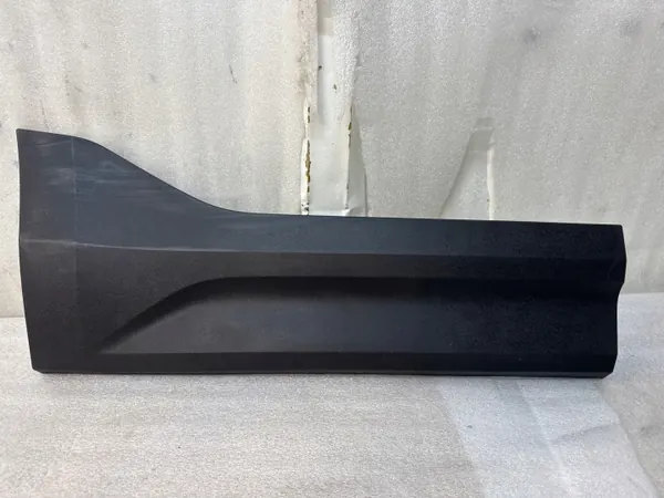Volvo XC40 Deurlijst Rechts Achter OEM 32409187 image 2