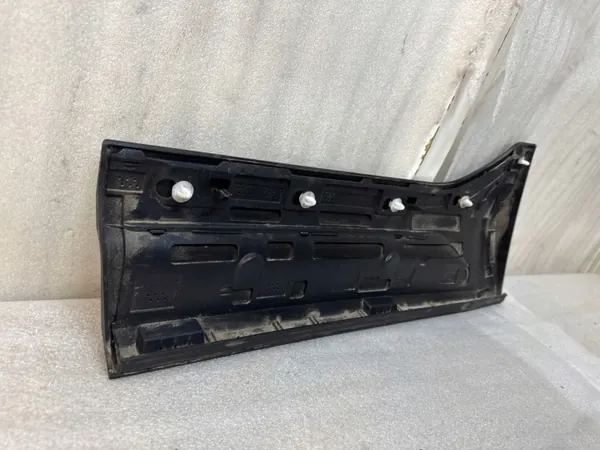 Volvo XC40 Deurlijst Rechts Achter OEM 32409187 image 7