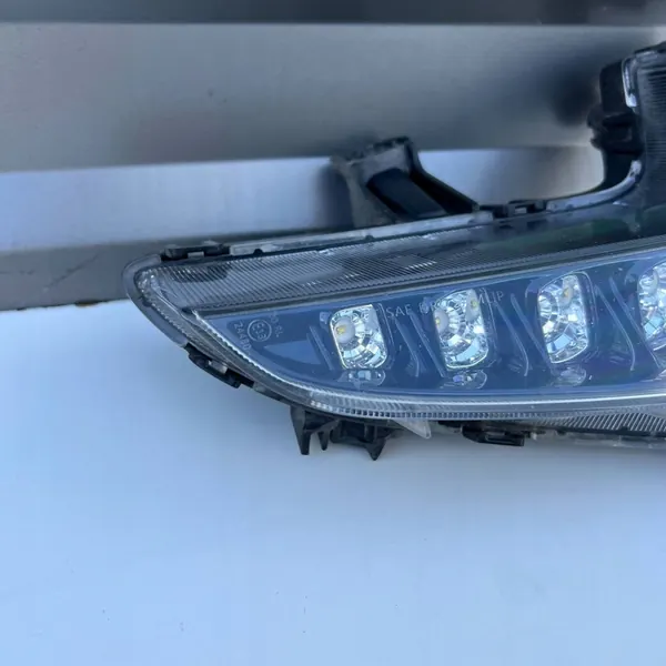 Hyundai Ioniq Faro Delantero Derecho Halógeno LED 92208G2000 image 2
