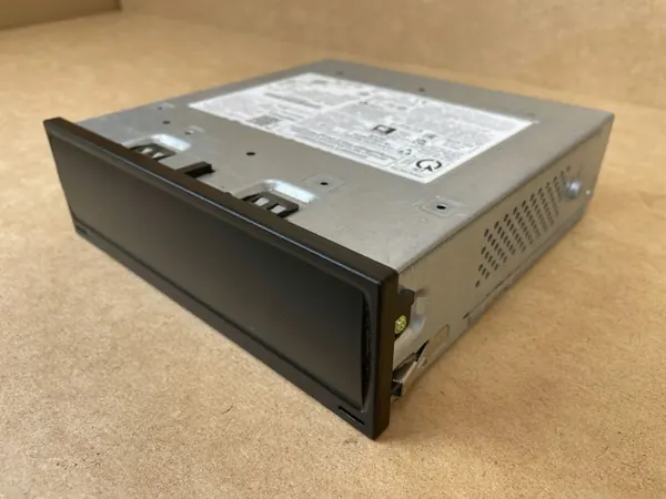 Lector Multimedia MIB3 usado OEM 3G1035820 para VW image 3