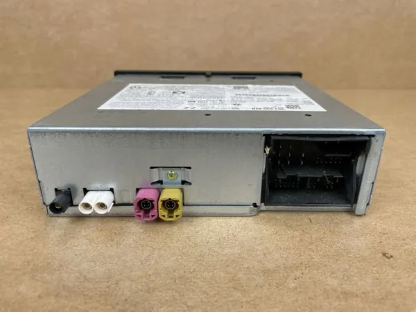 Lector Multimedia MIB3 usado OEM 3G1035820 para VW image 4
