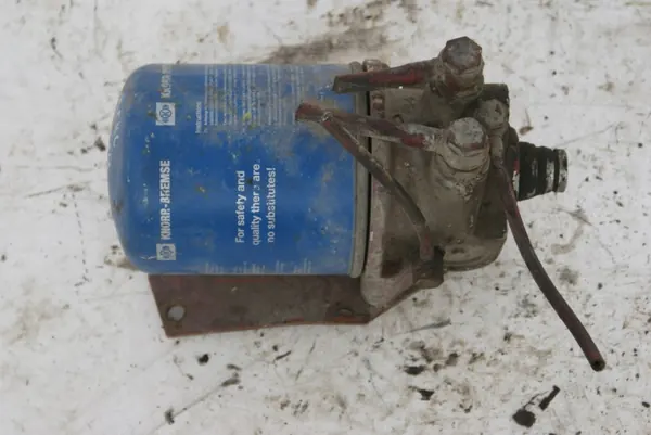Wabco luchtdroger OEM 0124886 Mercedes 814 image 3