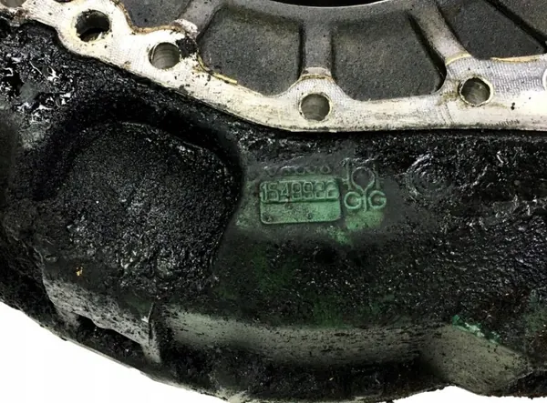 Svänghjulshus OEM 1549922 - Begagnad Volvo-del image 3