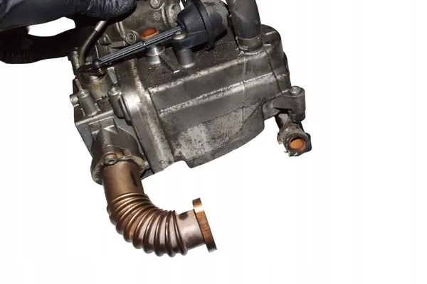 AUDI A6 C6 LIFT 3.0 TDI EGR Venttiili Jäähdytin 059131515R image 4