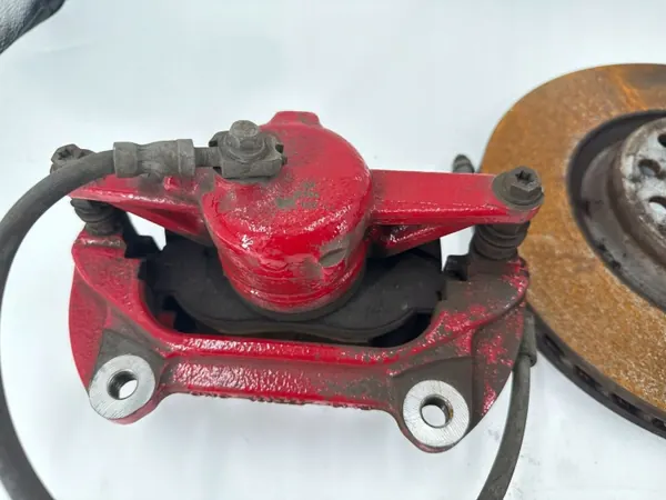 Jeu de disques et étriers avant OEM LAA18748 image 6