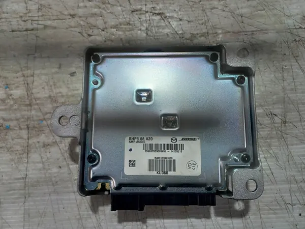 Mazda BHP566A20 Bose Radio-Verstärker - Gebraucht image 3