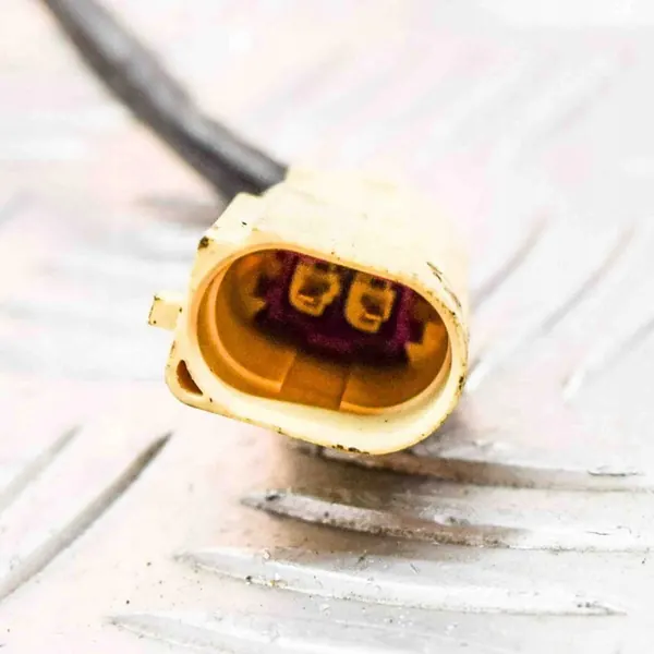 Sensor de temperatura de escape Porsche Cayenne 2017 OEM 059906088BR image 6