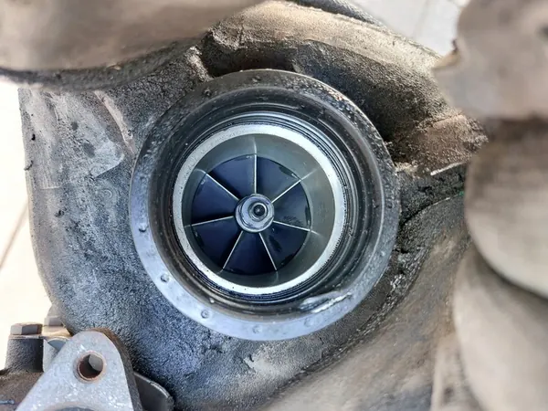 Turbina Bi-Turbo BMW 6 E63 E64 635D 3.0D M57 image 7