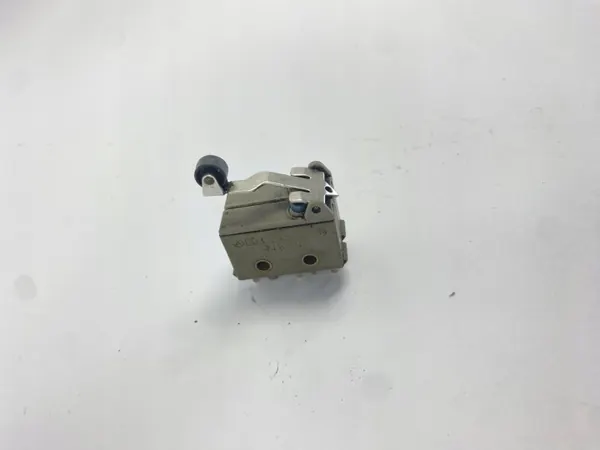 Sensor Interruptor Mercedes-Benz OEM CZUJNIK/SDV05533 image 6
