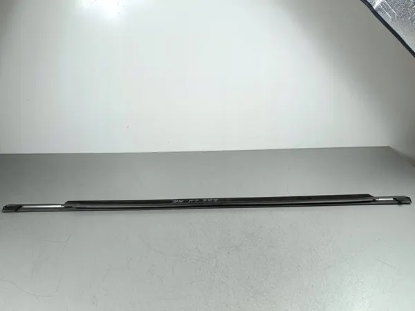 Subaru Forester SK Takaluukun lista image 5